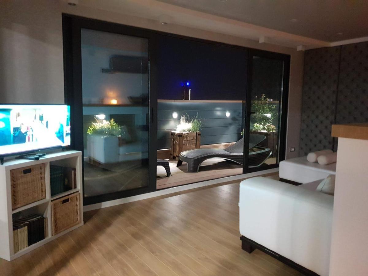 Penthouse Lux Apartamento Belgrado Exterior foto